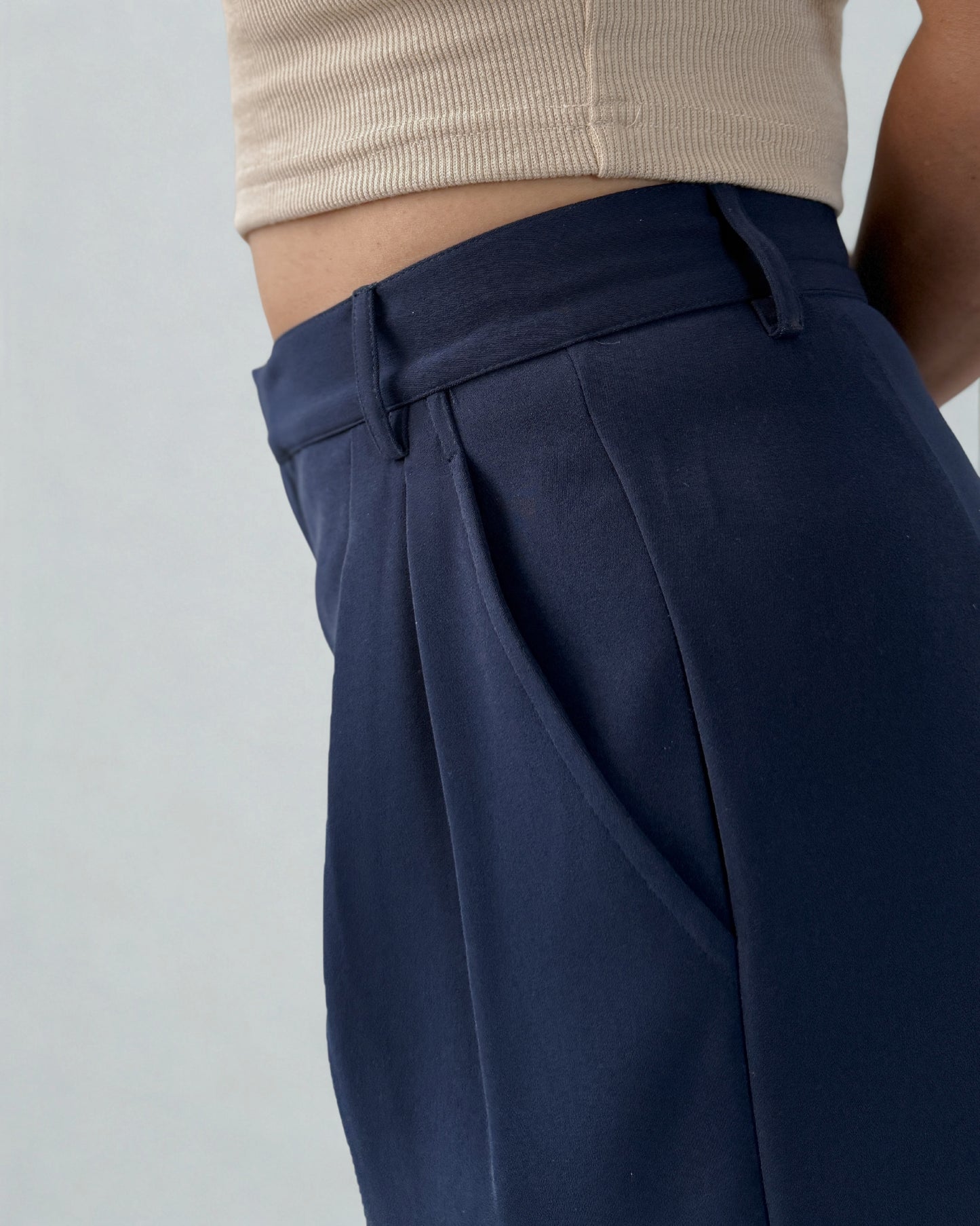 Japanese Crepe Tailored Pleated Trousers | Midnight Blue
