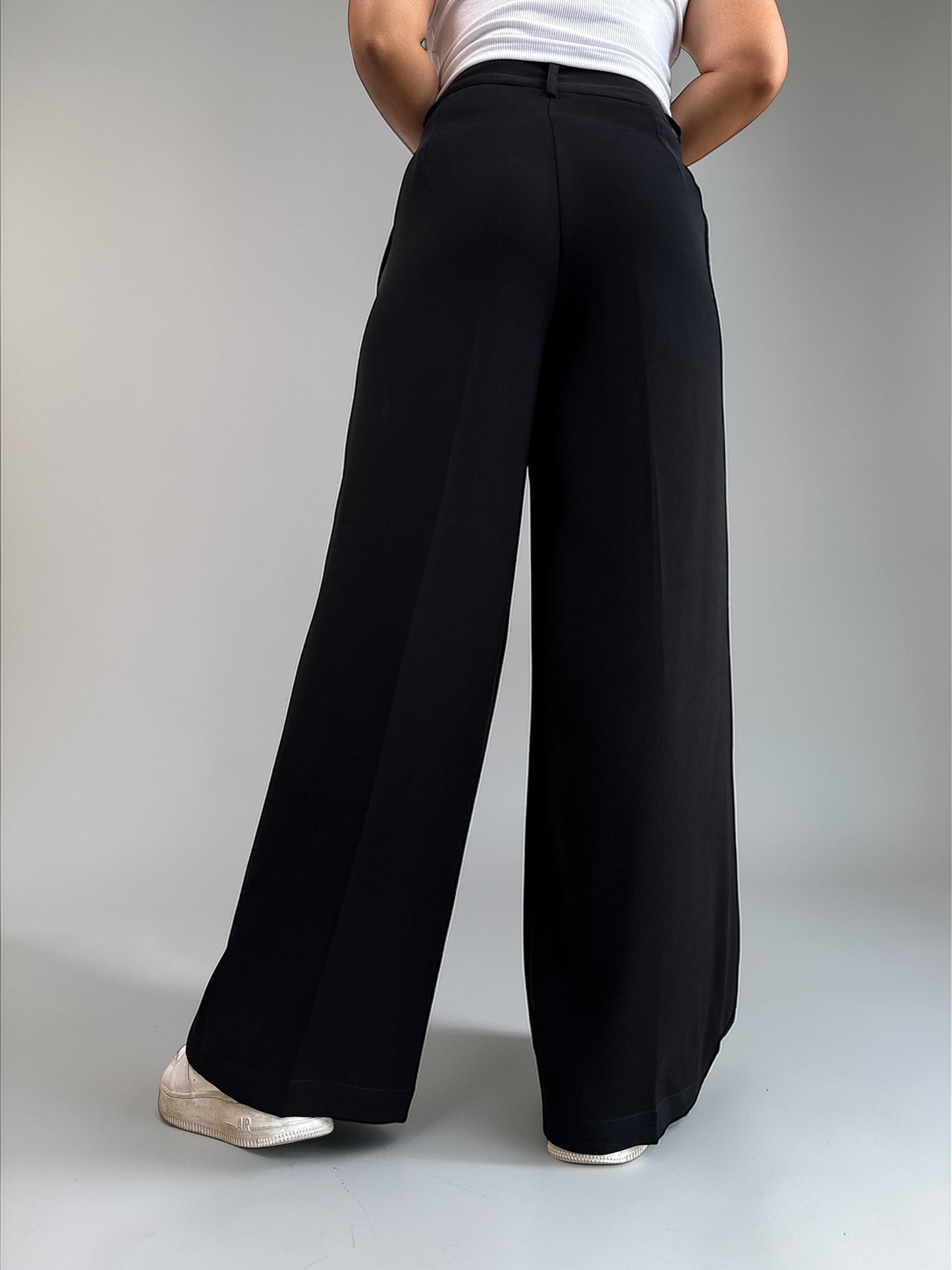 Japanese Crepe Tailored Wide Trousers | Raven Black