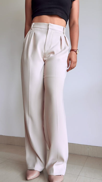 Crepe Straight Leg Pleated Trouser | Latte Cream