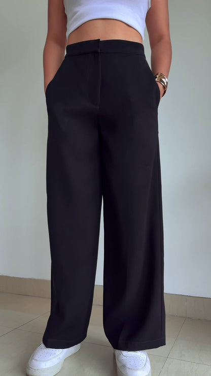 Crepe Wide Leg Trouser | Black Bolt